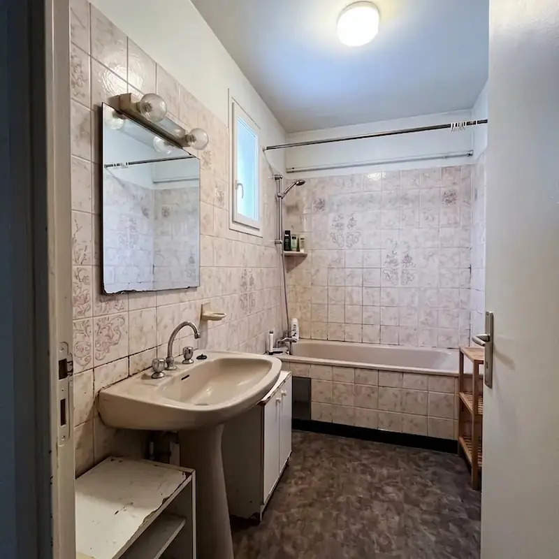 Rénovation de salle de bains — avant travaux